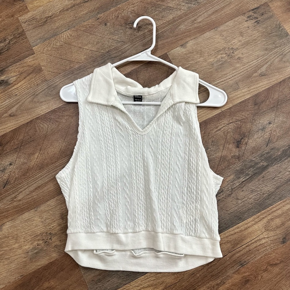 Cropped collared tank top